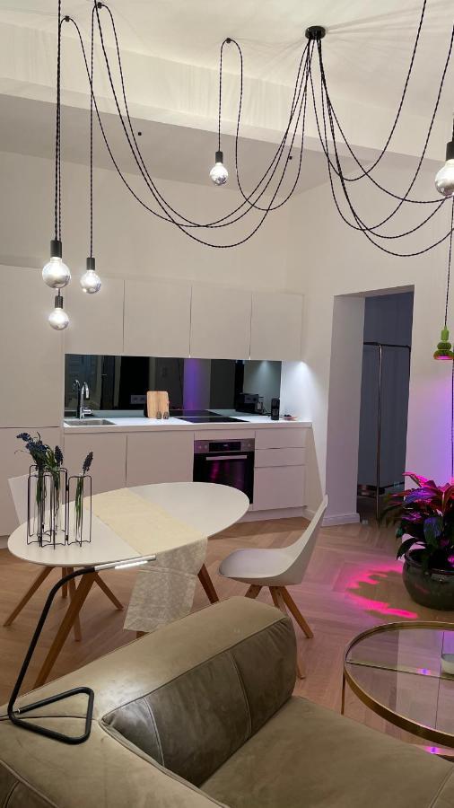 Downtown Apartament *